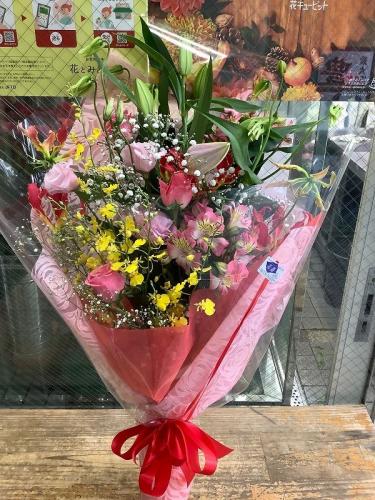 Florist花菱 吹田市江坂の花屋さん 開店 送別祝い フラワーアレンジメント フラワーギフト スタンダード花束01